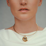 Daphine Agathe choker necklace gold with Lapis Lazuli