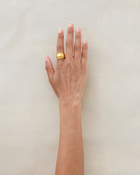 Zoe Ring 18k Gold Dome Ring